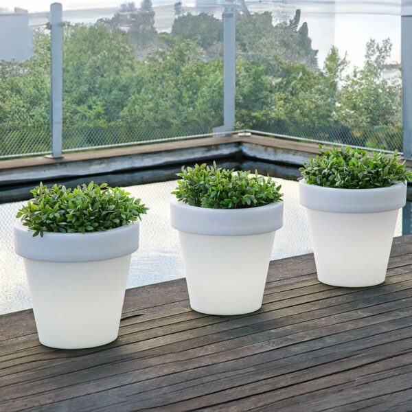 FLOWERPOTS WITH LIGHTING